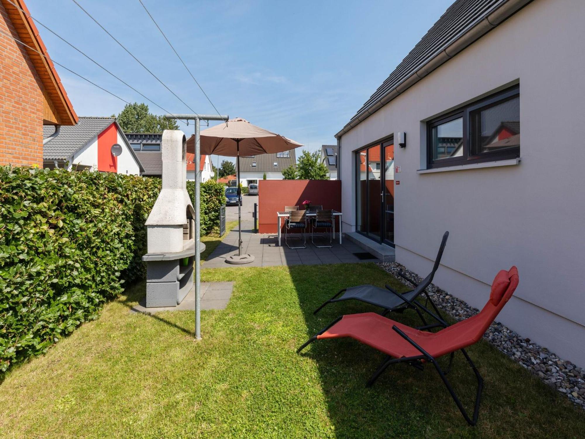 Pleasant Holiday Home In Zierow Near Sea Exterior photo